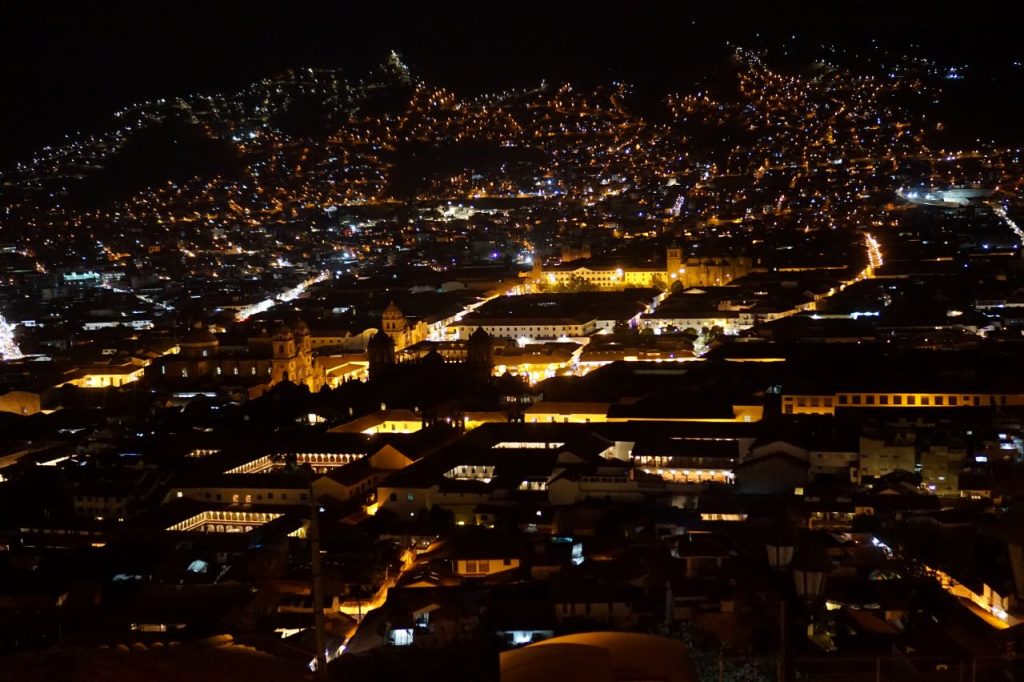 Panorama Cusco nocą - Peru