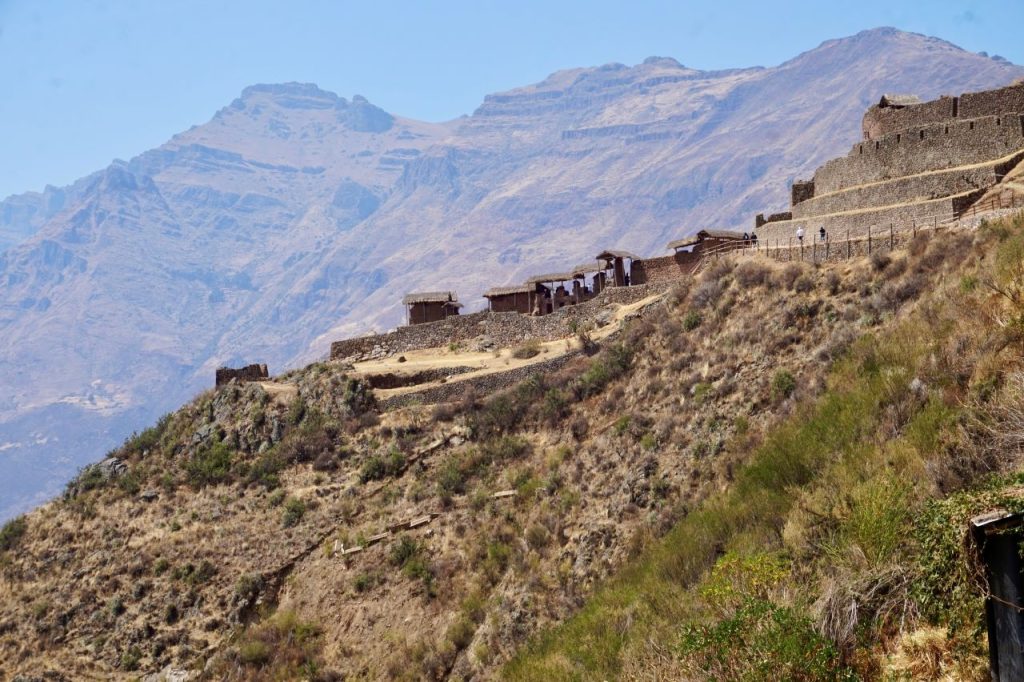 Ruiny budowli inkaskich - Pisac, Peru