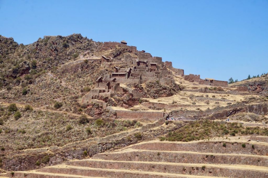 Ruiny budowli inkaskich - Pisac, Peru