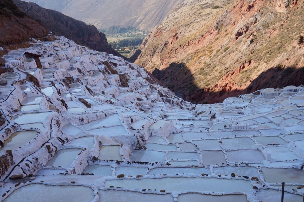 Solne tarasy Salineras De Maras - Peru