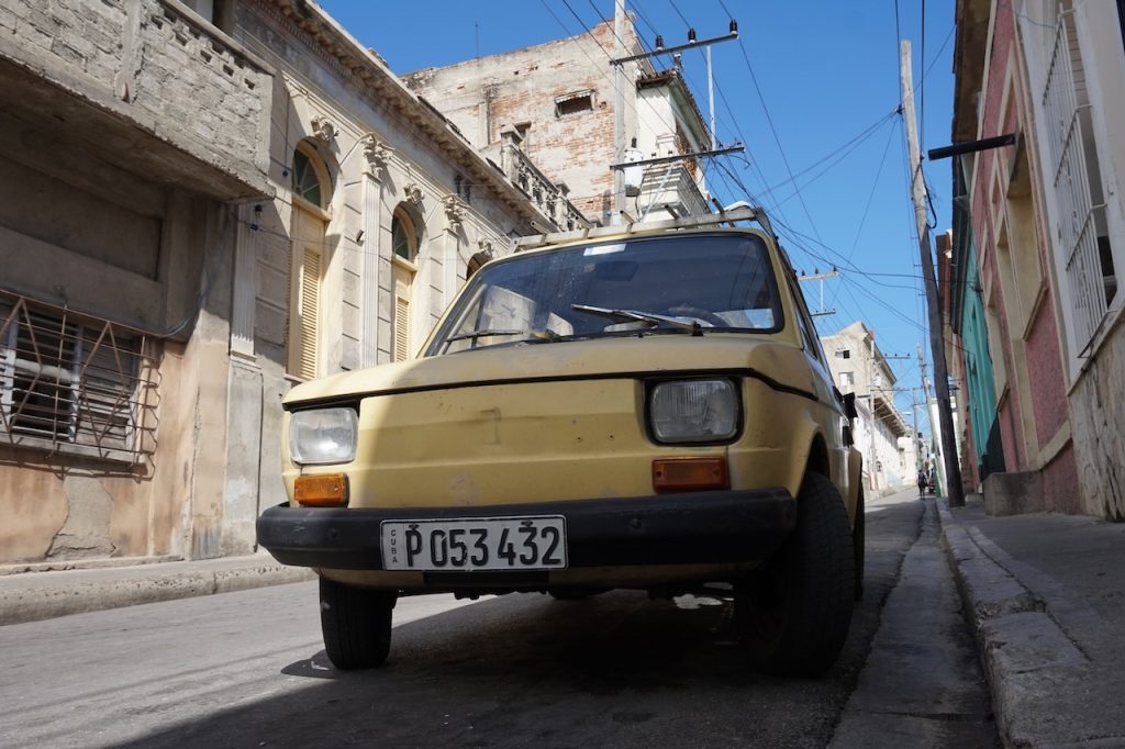 Maluch na ulicach Santiago de Cuba - nazywany ciepło przez Kubańczyków „el Polaquito”