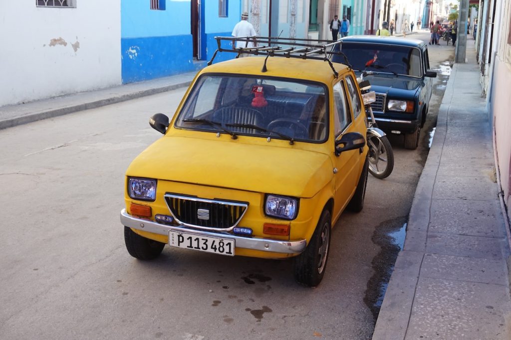 Maluch to, czy może jednak Seat? Kubańskie samochody to wyjątkowe "składaki".